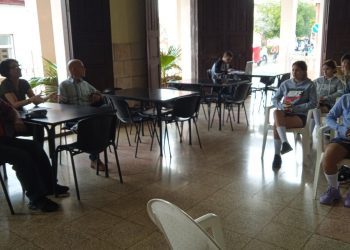 Atrapados en los vericuetos de la historia