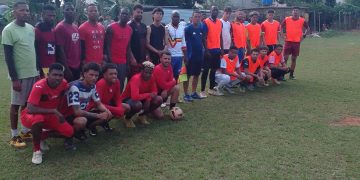 Los Pinos se crecen en fútbol