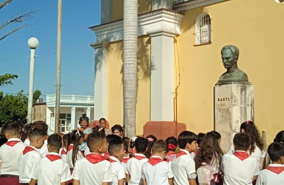 martí-los-niños (1)