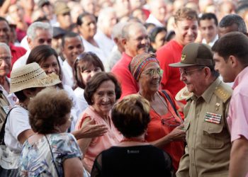 En el año 2014 cuando Artemisa fue sede del 26 de Julio, el pueblo de esta tierra heroica pudo mostrarle a Raúl todo el cariño y gratitud que le profesa. Foto Ismael Francisco