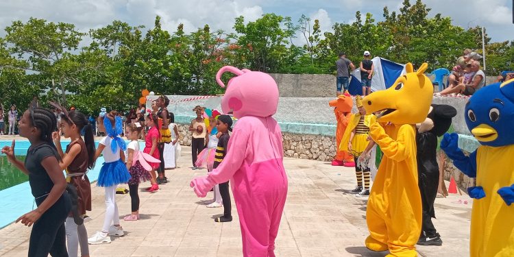 1- La familia marieleña celebró junto a sus pequeños el Día Internacional de la Infancia