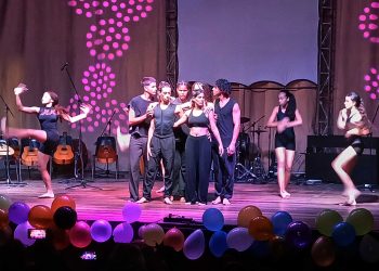 Danza y teatro engalanaron la graduación de la Escuela Provincial de Arte Eduardo Abela Foto JART