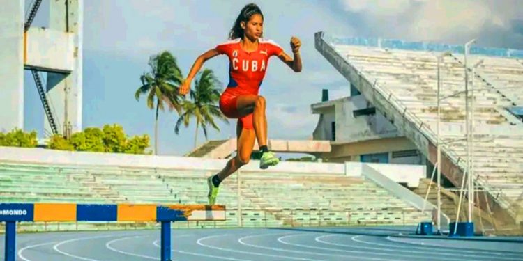 La atleta ariguanabense Osmaily González Espinosa, participará en los próximos Juegos Centroamericanos y del Caribe