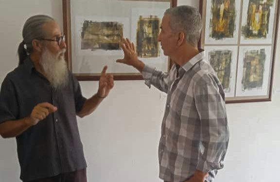 Juan Carlos Izaguirre en su primera exposición personal