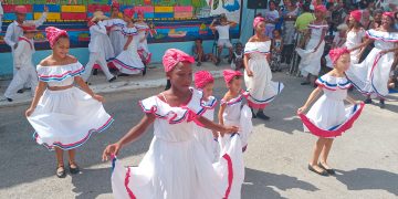 6-El-boulevar-cultural-se-vistio-de-gala-con-la-presencia-de-los-ninos