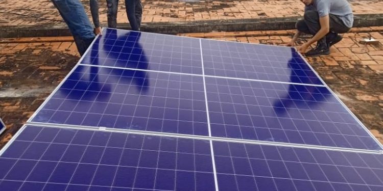 Durante el proceso de montaje Foto cortesía Liván Sánchez