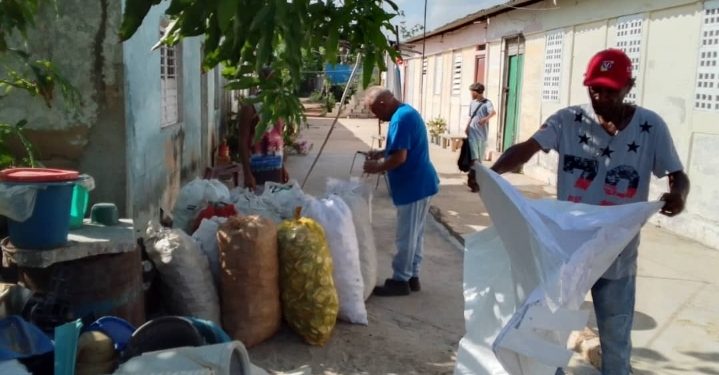 Acercar la comunidad a la recuperación de materias primas