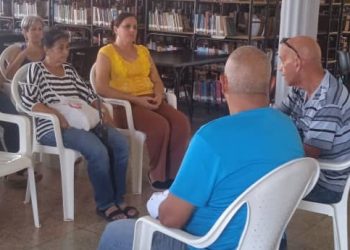 Historiadores y trabajadores de la Biblioteca provincial Ciro Redondo García, efectuaron una Revista Cultural, conmemorativa por el aniversario 62 de fundada la institución cultural