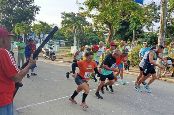 San Antonio de los Baños. acogió la edición XXIV de la carrera Félix “Andarín” Carvajal Foto Carlos Enrique Rodríguez González
