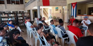 Diálogo de generaciones: homenaje al Fidel de todos