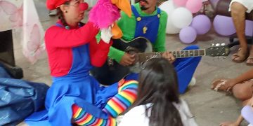 Arletis González Rodríguez y Oniel Torres Santos, el dúo de payasos de Loreta y Nonil.  
