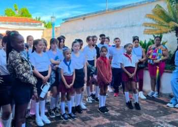 Homenaje desde la infancia a Jilma Madera Valiente