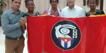En un abrazo, la mayor distinción para Miladys